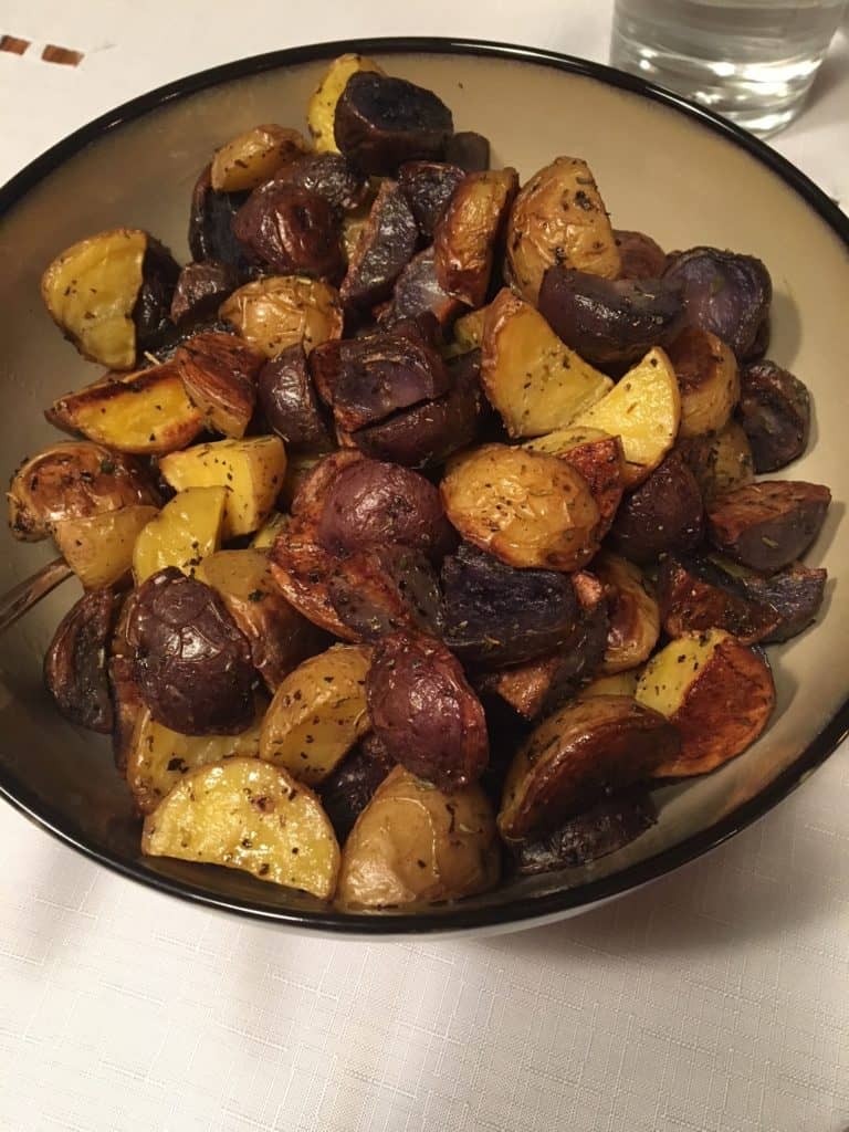 roasted-potatoes-Christmas-dinner