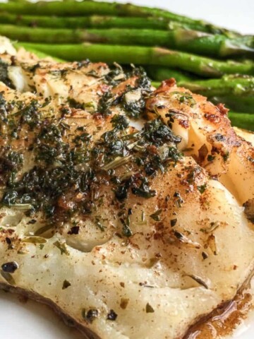 buttered cod with asparagus