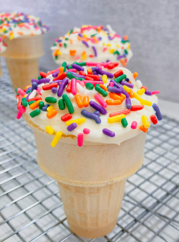 ice cream cone cupcake