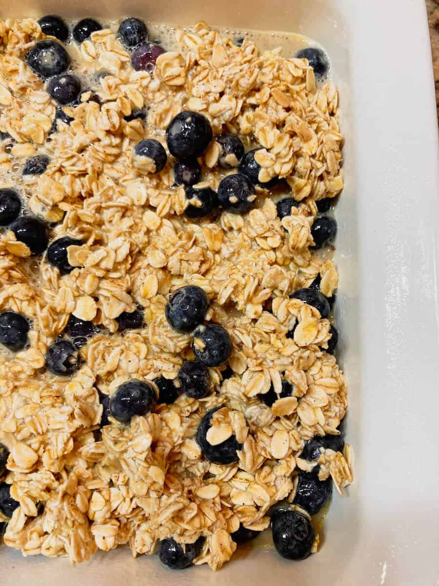 Healthy Blueberry Baked Oatmeal {Gluten Free, No Refined Sugar}