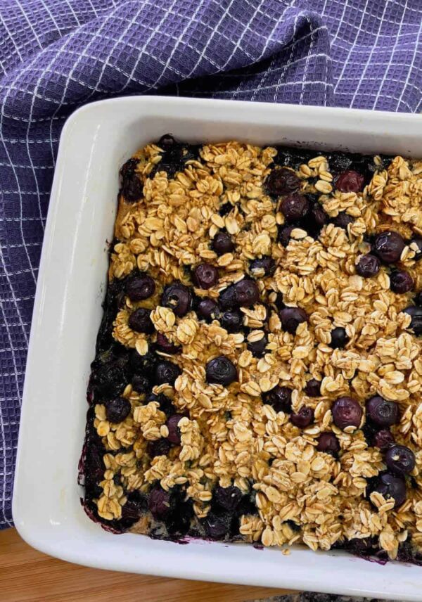 Healthy Blueberry Baked Oatmeal {Gluten Free, No Refined Sugar}