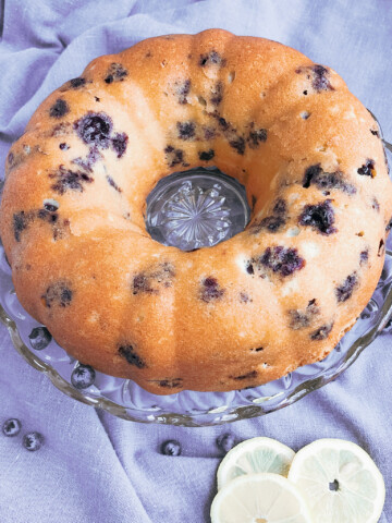 lemon blueberry bundt cake 4