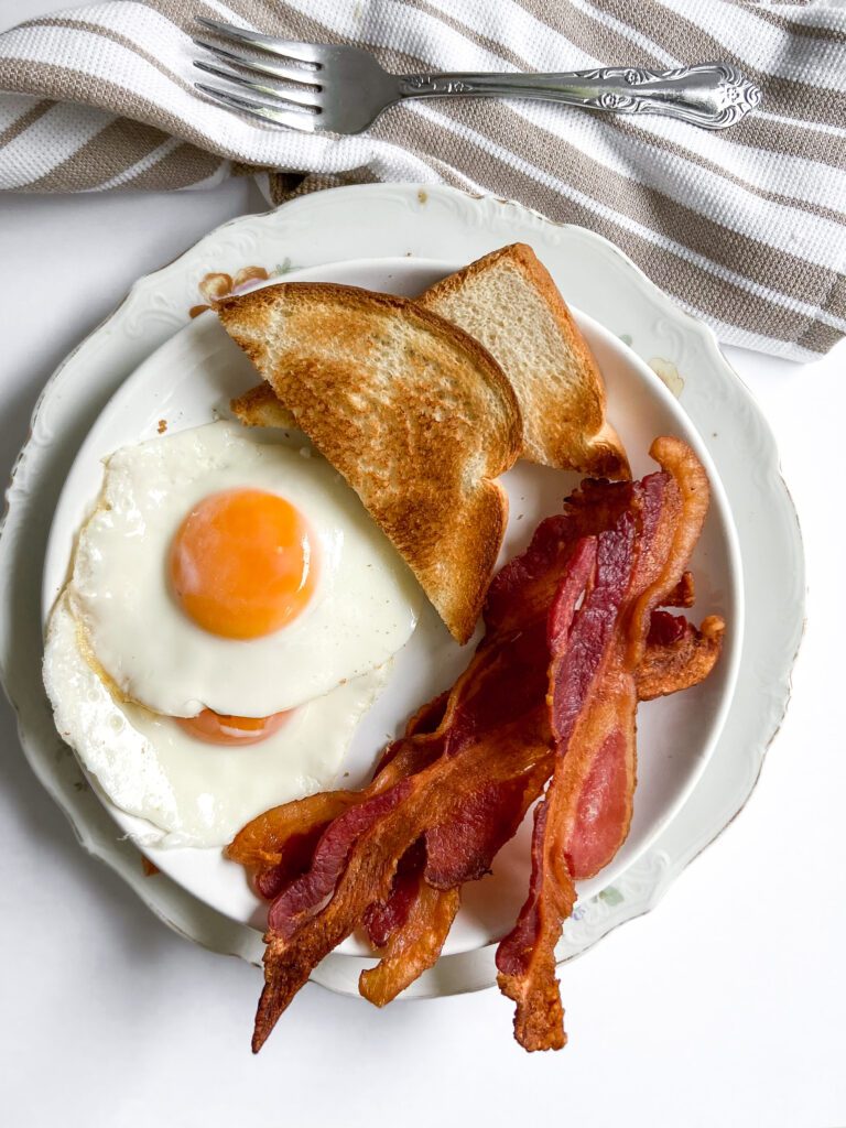 oven bacon with eggs and toast