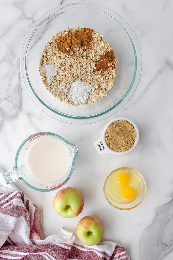 ingredients in apple pie baked oatmeal