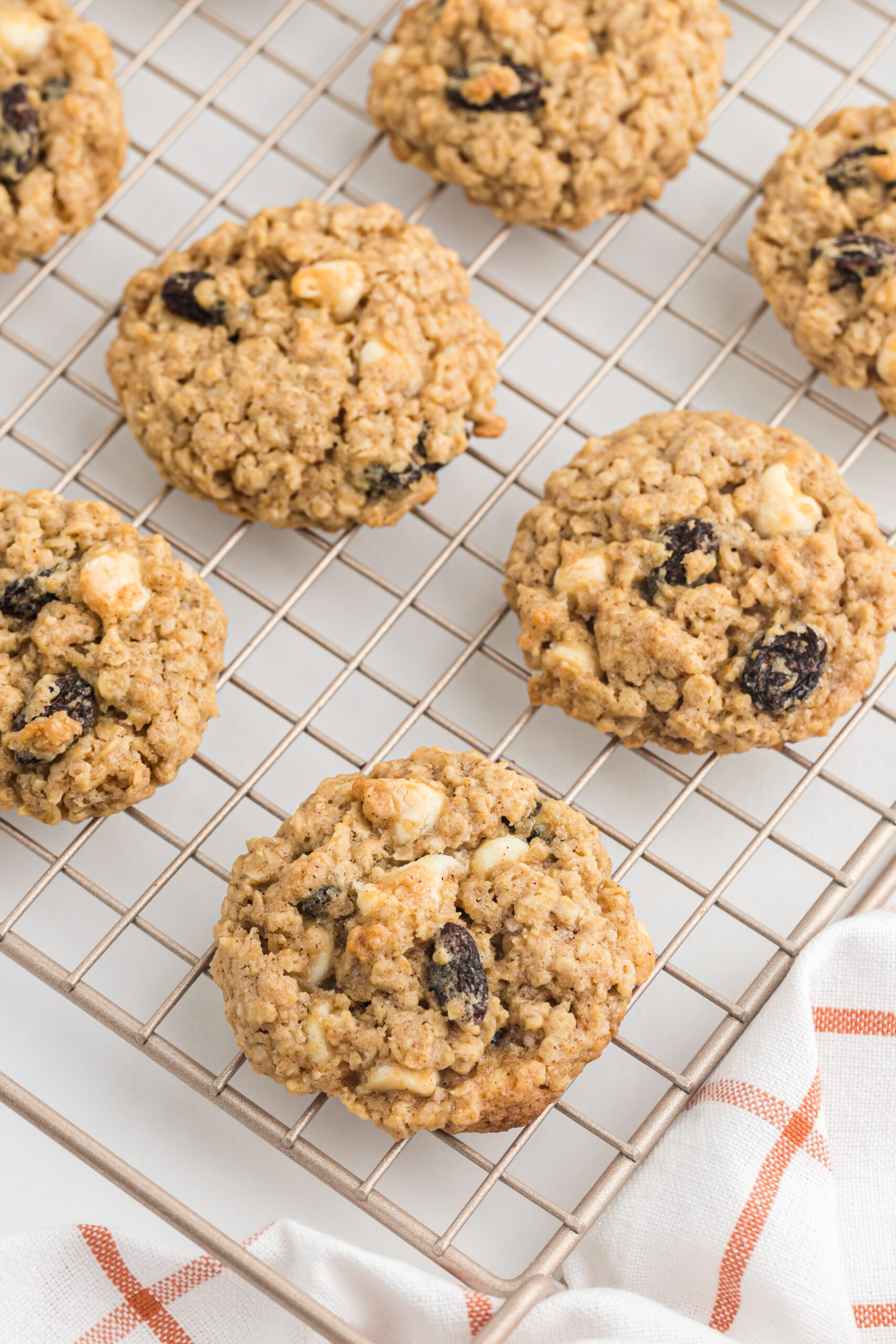 Spiced Pumpkin Oatmeal Cookies - This Farm Girl Cooks