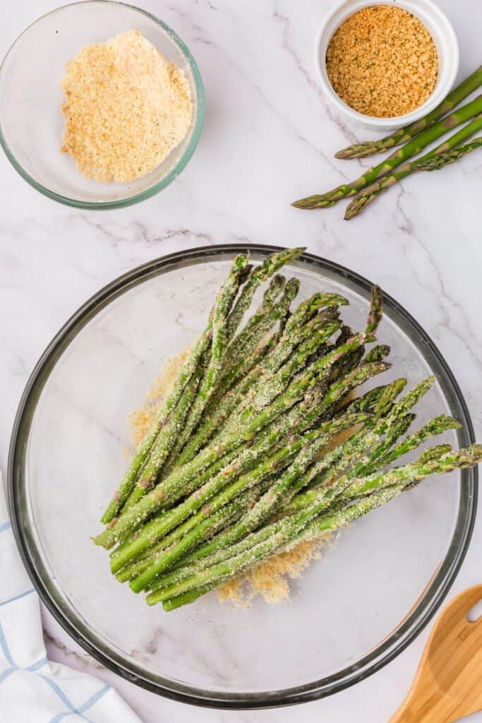 coated asparagus with breadcrumbs and panko