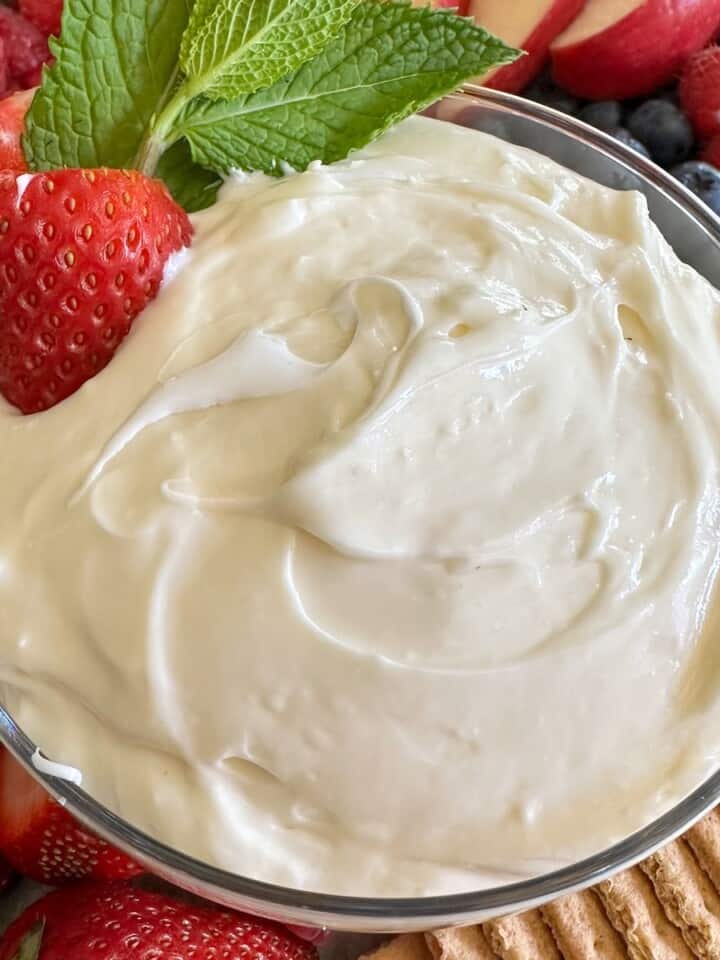 Easy Jello with Fruit Cocktail