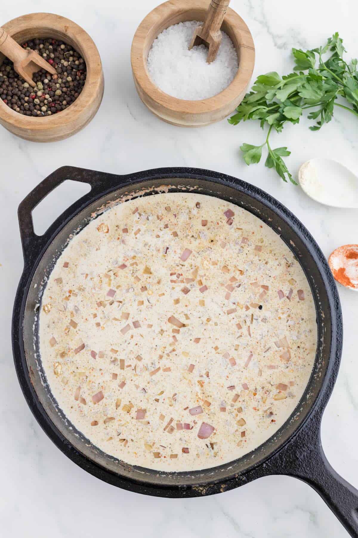 Garlic shallot cream sauce.