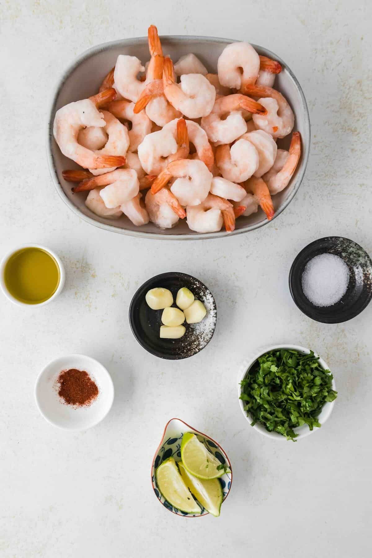 Ingredients to make sauteed shrimp in garlic.