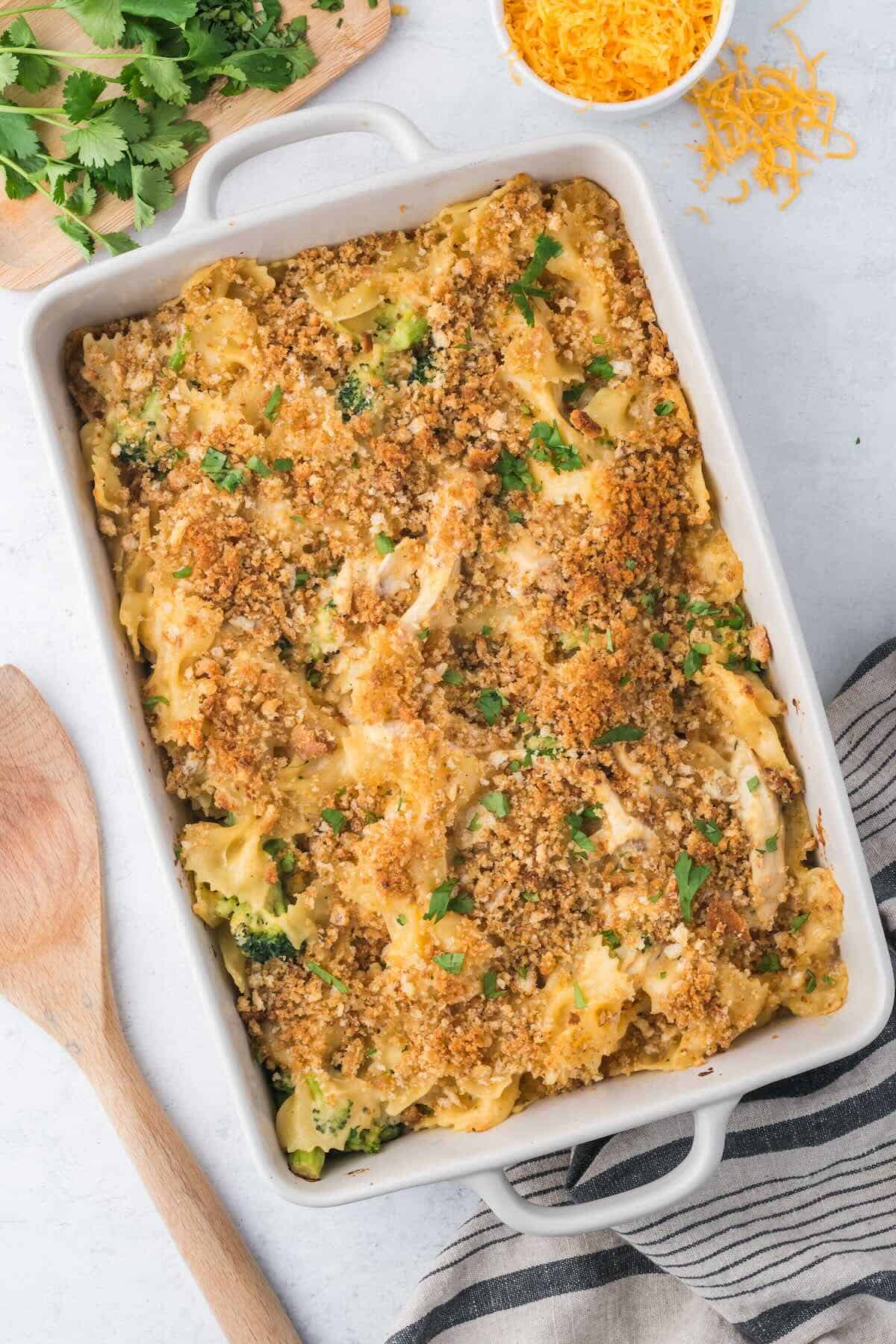 The finished casserole filled with chicken, broccoli and pasta, ready to serve.
