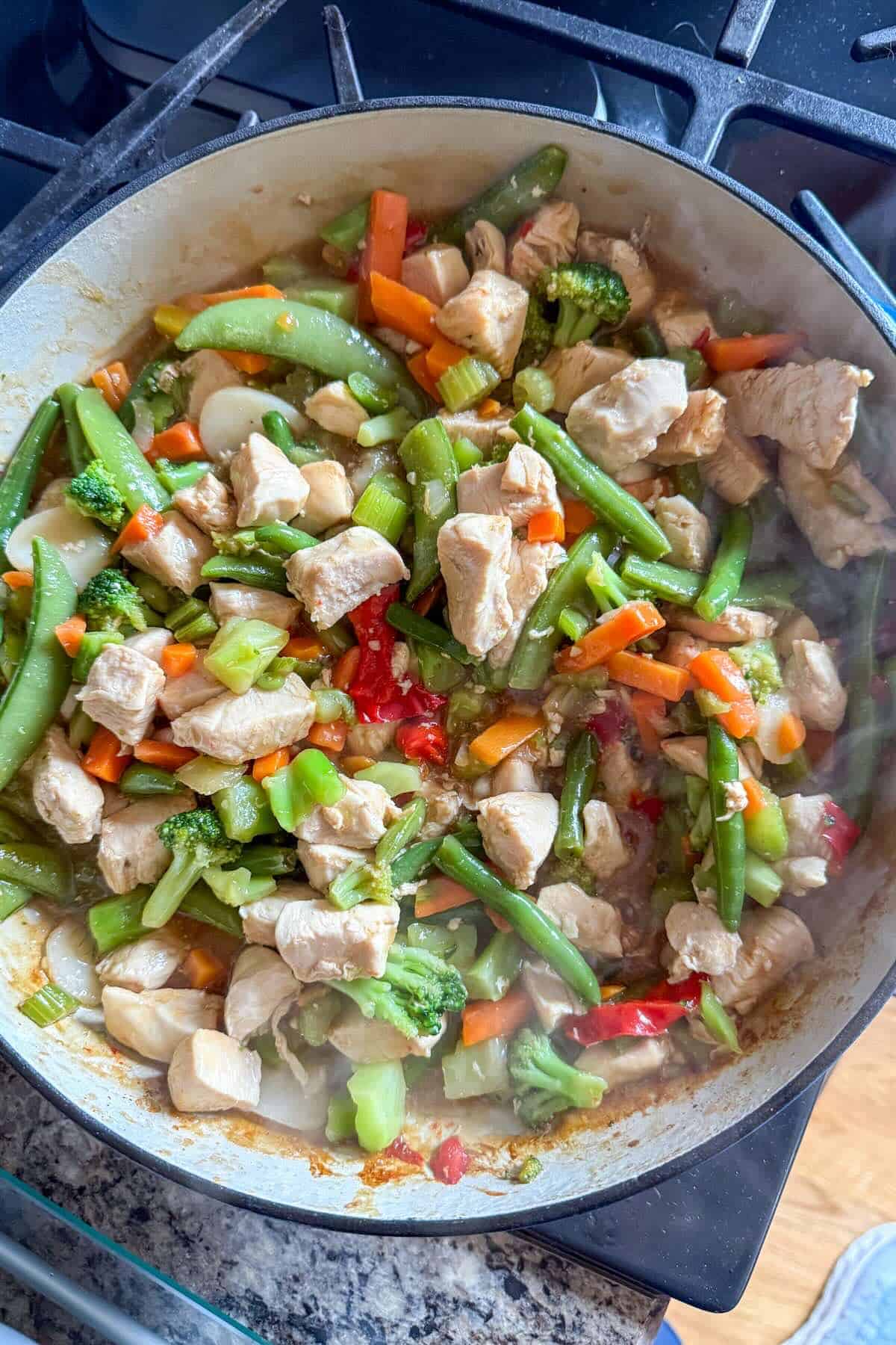 Cooked chicken stir fry before serving.