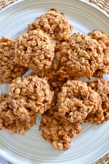Overhead view of homemade banana breakfast cookies on a plate.